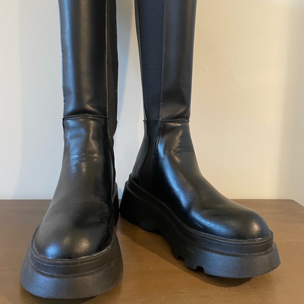 *NWOT* Knee High Chunky Boots
